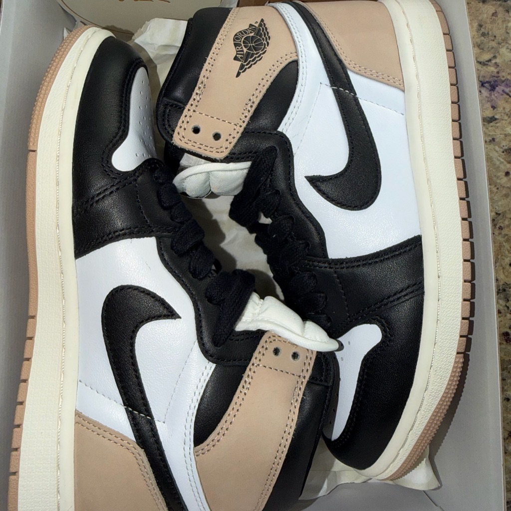 Air Jordan 1 Sneakers In Black, White & Tan